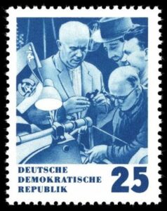 1964 gab die DDR zum 70. Geburtstag Nikita Chruschtschow zwei Briefmarken zu Ehren des sowjetischen Staatsmannes heraus, hier MiNr. 1020